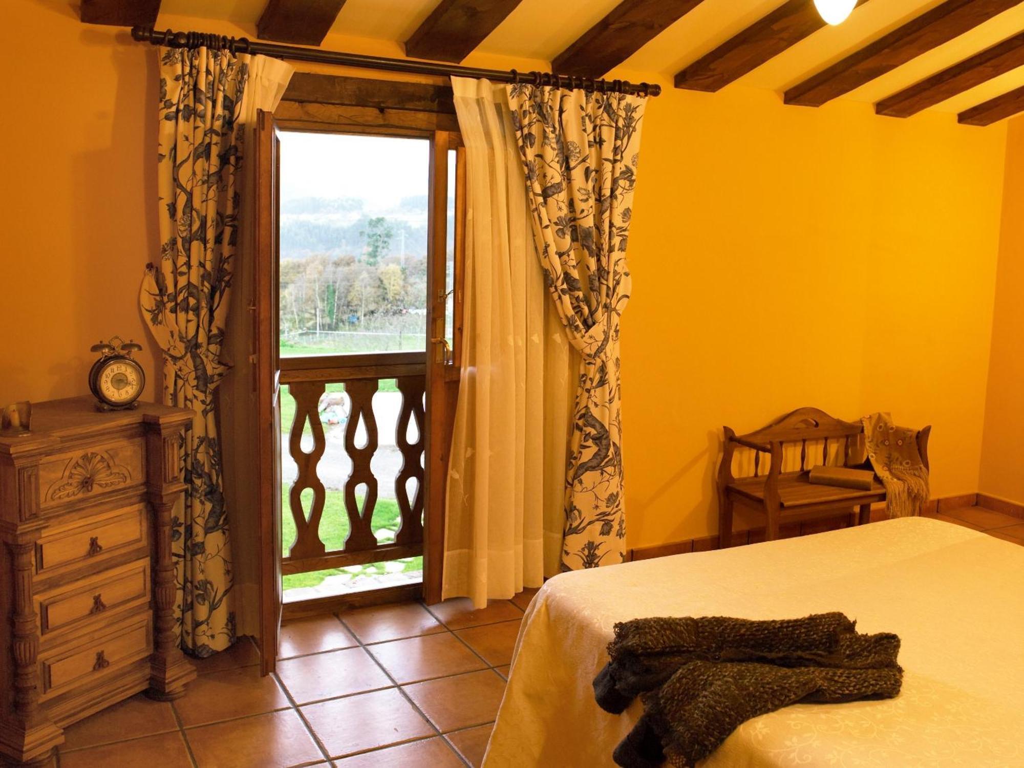Apartamentos Rurales El Mirador De Cazanes Quarto foto